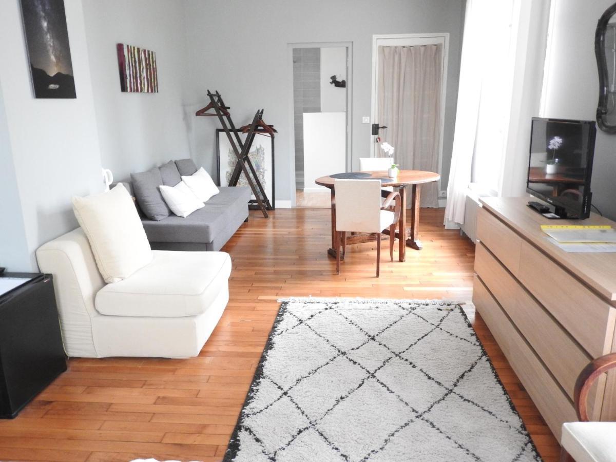 Chambre D'Hote La Bacotterie Bois-le-Roi  Exteriör bild
